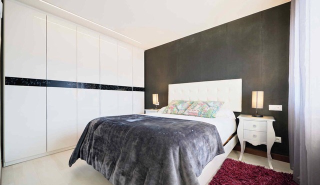 THE RESPIGOS LAREDO. APARTMENT ON 4TH FLOOR WITH SEA VIEWS WITHOUT ELEVATOR