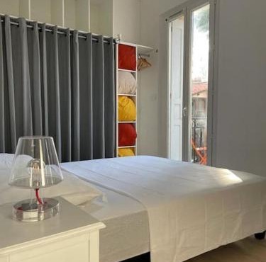 tres bel appartement au calme entre gare et centre