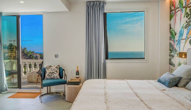 Tropical Suite by Hello Homes Sitges