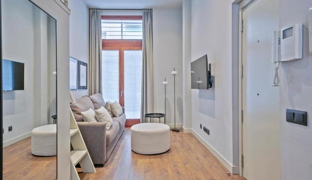 Uma Suites Barceloneta Beach