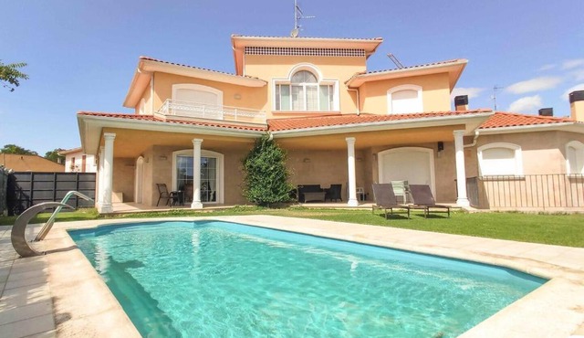 Ver Venir, acogedoras habitaciones con piscina