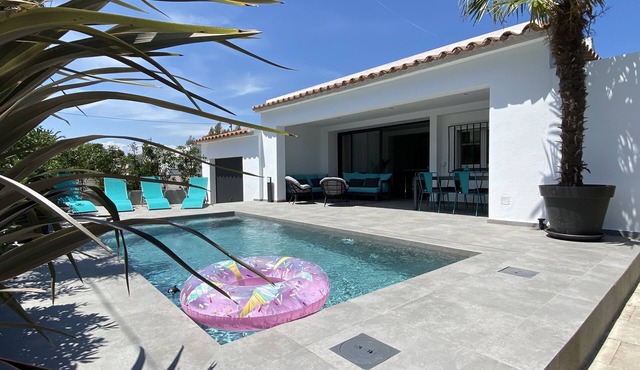 Villa 6 pers. private pool near beaches