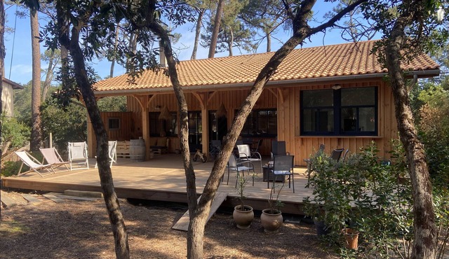 Villa 7 bedrooms, 12/16 people, 150 meters from the sea
