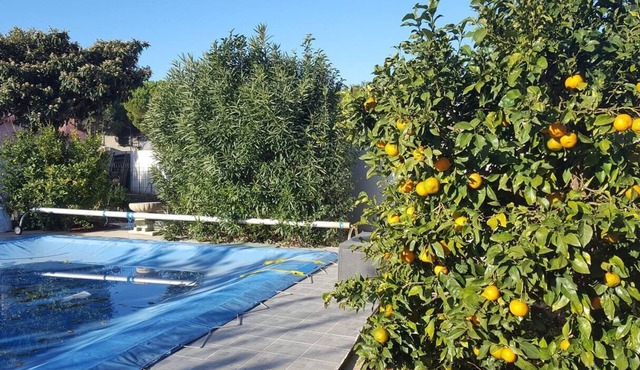Villa 8 pers 120 m2 piscine jardin terrasse jeux enfants proche Camargue