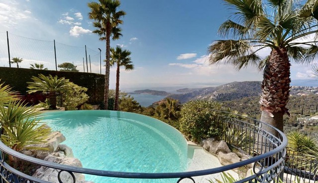 Villa Eden - Private 6-bed Estate with Tennis, above Monaco