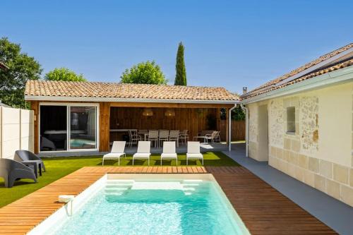 Villa familiale avec piscine et salle de jeux