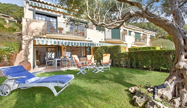 Villa in Llafranc with Sea Views & Pool