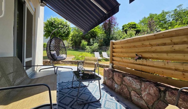 Villa les Roses, 4 stars, haven of peace with view, garage, enclosed garden.