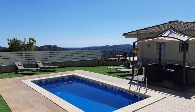 Villa on Costa Brava with Pool & Sea Views