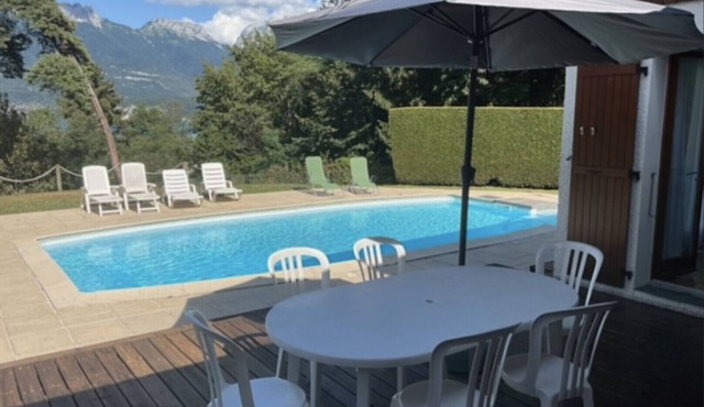 Villa piscine, vue lac et montagne - OG IMMO
