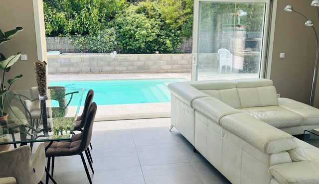 Villa with pool in Palau