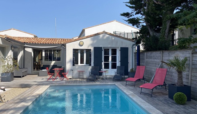 VILLA WITH POOL, 3-minute walk from the BEACH on Île de Ré - Air Conditioning