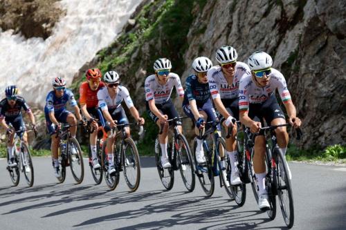 VILLARGONDRAN vélos en Maurienne garage