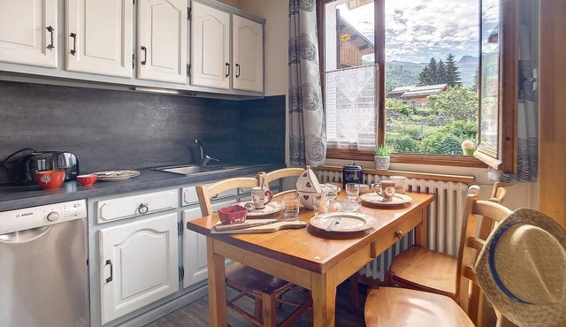 Wifi, terrace, balcony, ski locker, 77m², Saint Martin de Belleville