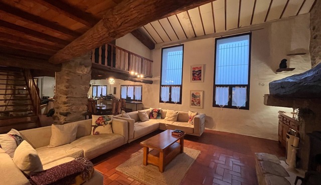 Wood Lodge - beach- Skiing - Thermal Baths
