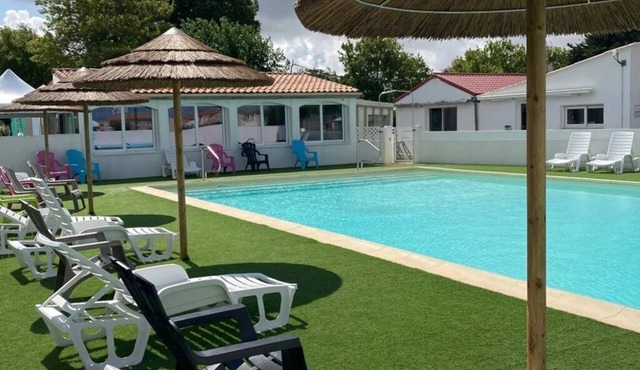 ZEcamping 3* 1km plage piscine chauffée pataugeoire tente TV 20m2