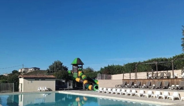 ZEcamping 3 étoiles animé piscine chauffée pet friendly locatif 20m2 5 pers