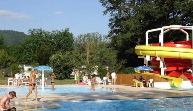 ZEcamping 4* parc aquatique restaurant et parcours de pêche au fouet