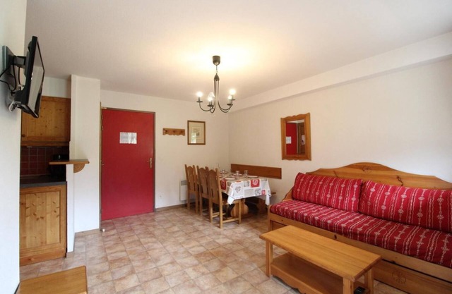 3rd floor, balcony, tv, ski locker, 40m², Val Cenis