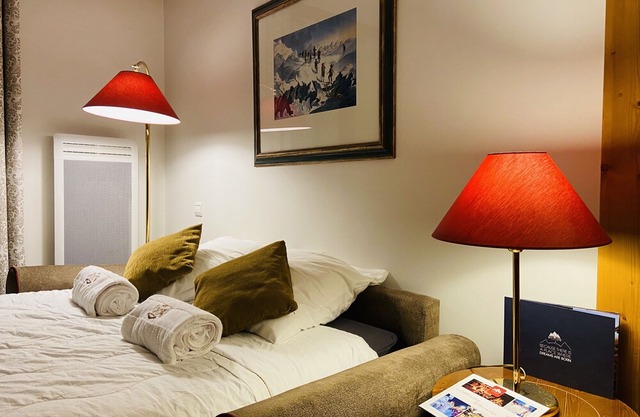 ALPS: ARC 1950 upscale, swimming pool, sauna