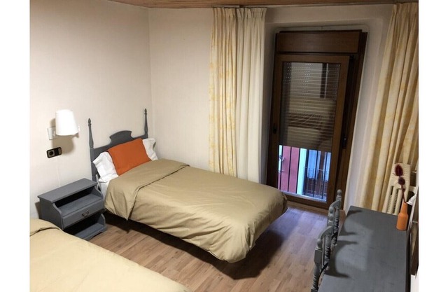 Di Verena - Two people (single beds) and private bathroom nr 36