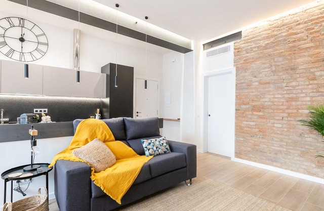Modern and spacious apartment with a beautiful terrace for 4