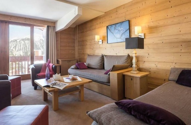 Pierre Vacances Residence Les Chalets Du Forum People 