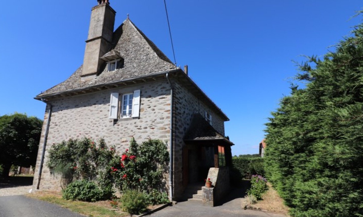 Roannes-Saint-Mary Cottage | Gite Roannes-Saint-Mary, 3 bedrooms, 6 persons