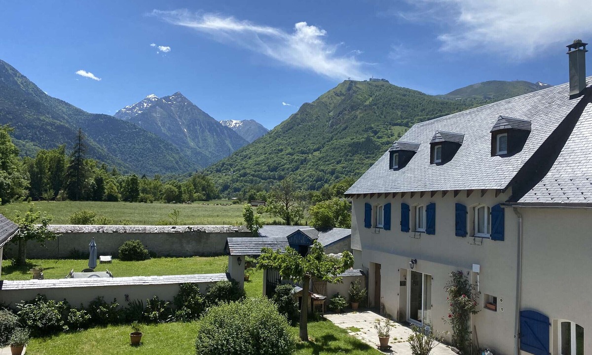 Vielle-Aure Apartment | Spacious apartment panoramic view - 12 guests
