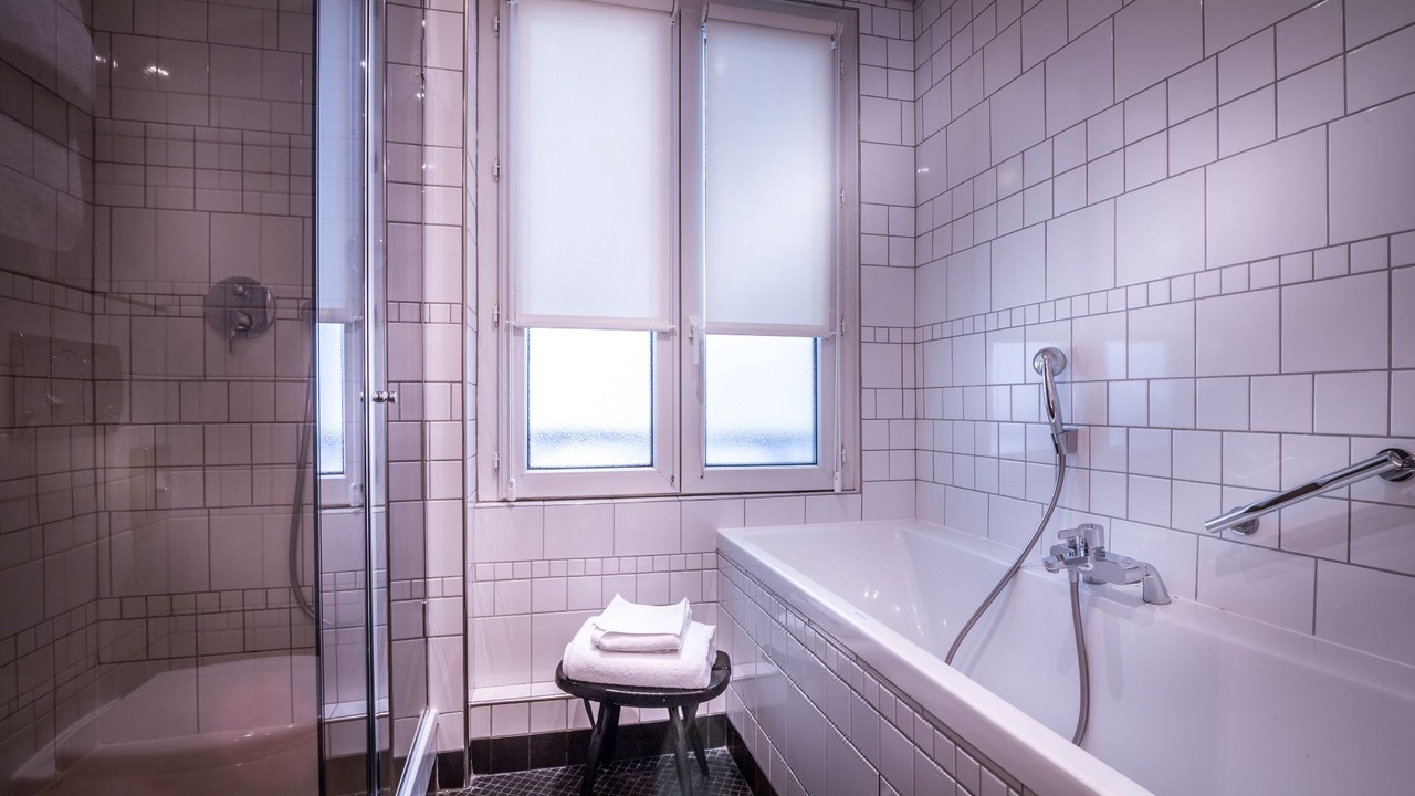 Photo of Bathroom in Quartier du Faubourg-Montmartre