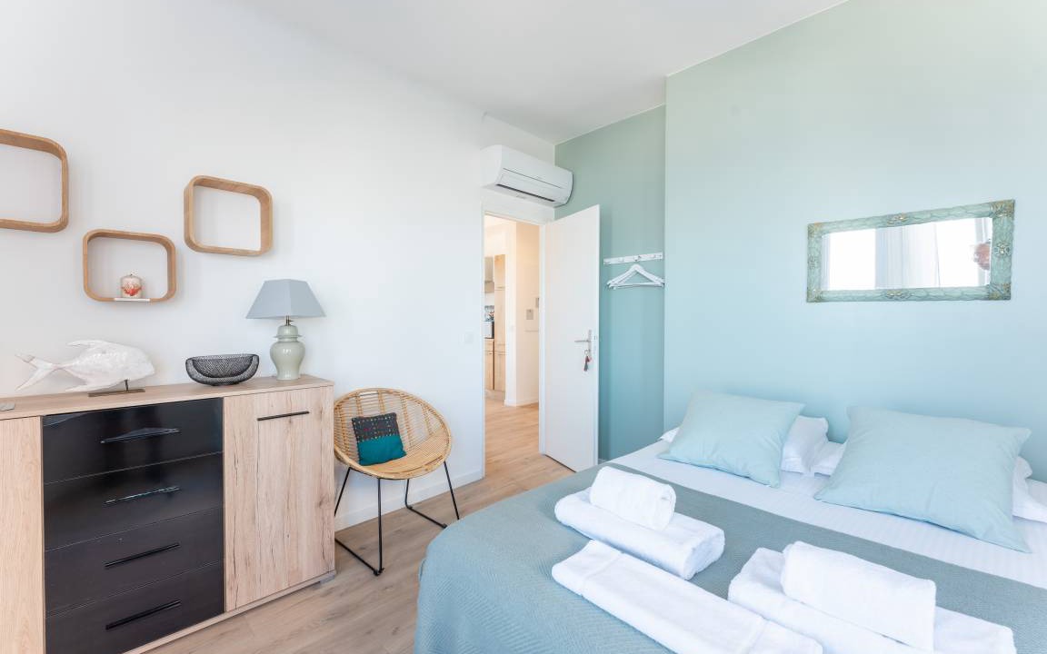 Photo of Bedroom in Saint-Lambert