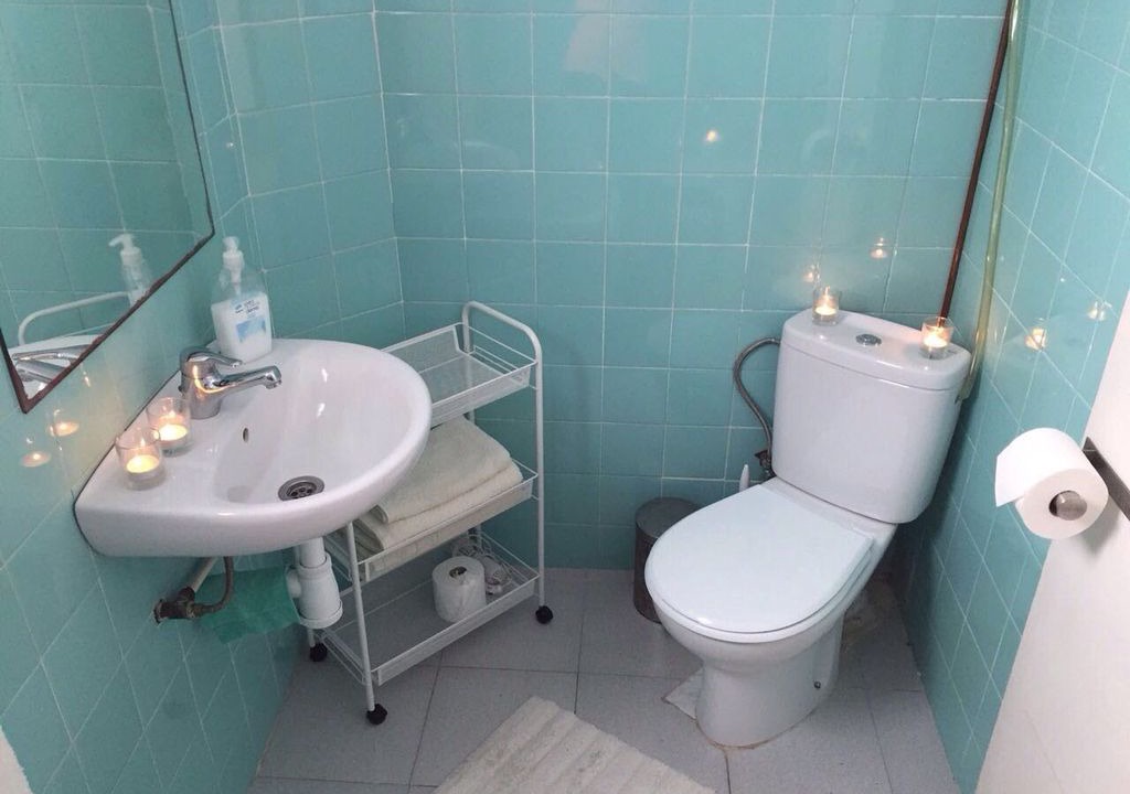 Photo of Bathroom in El Camp de l'Arpa del Clot