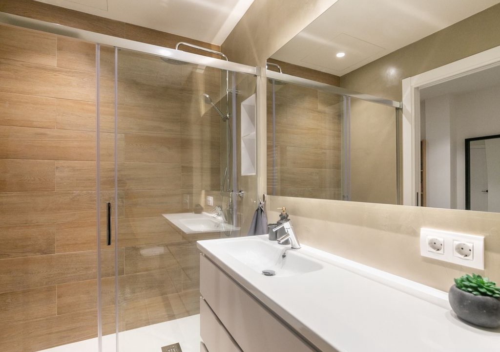 Photo of Bathroom in El Camp de l'Arpa del Clot