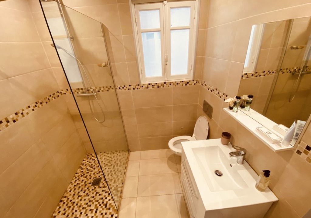 Photo of Bathroom in La Madeleine