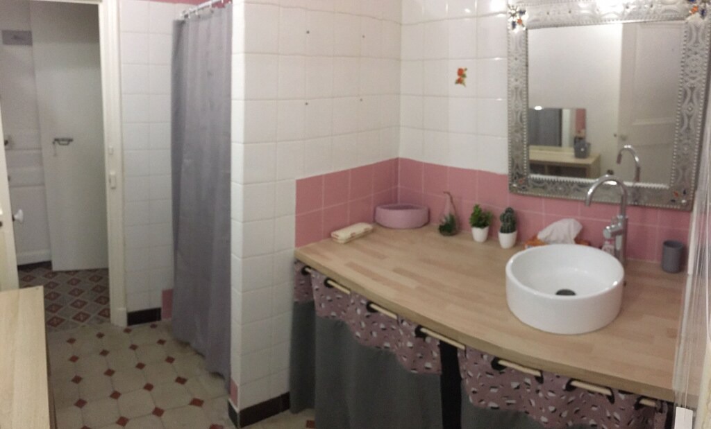 Photo of Bathroom in Saint-Mathieu