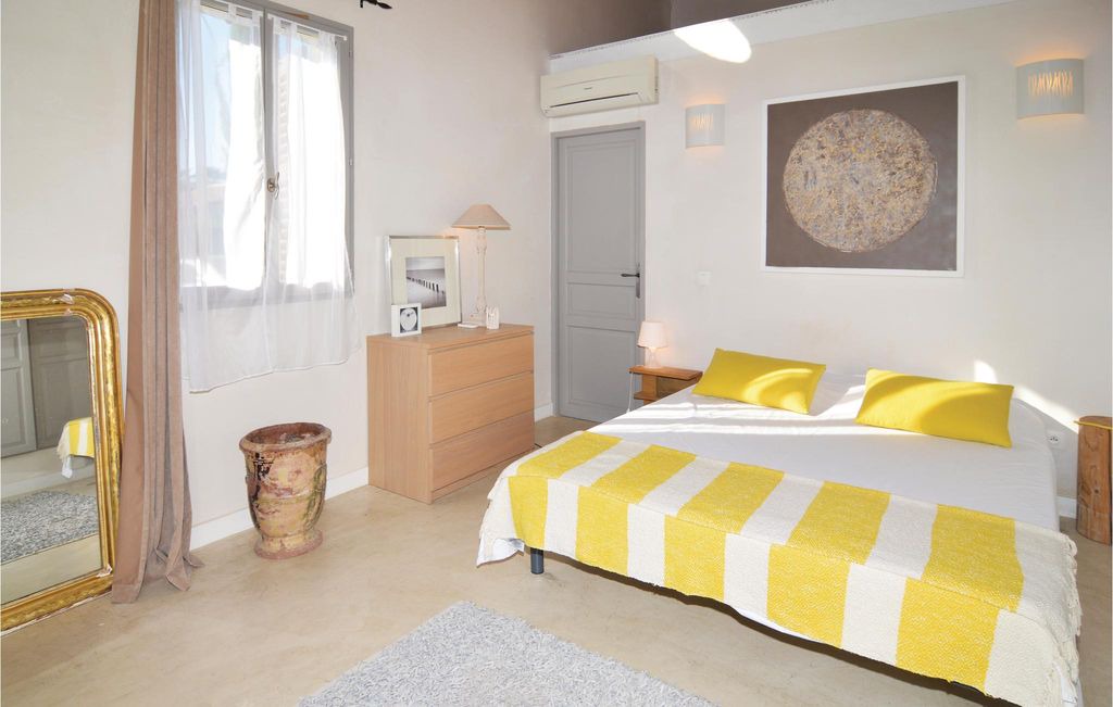 Photo of Bedroom in Vallabregues
