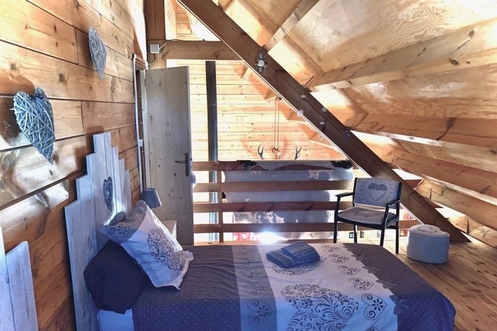 Photo of Bedroom in Camurac