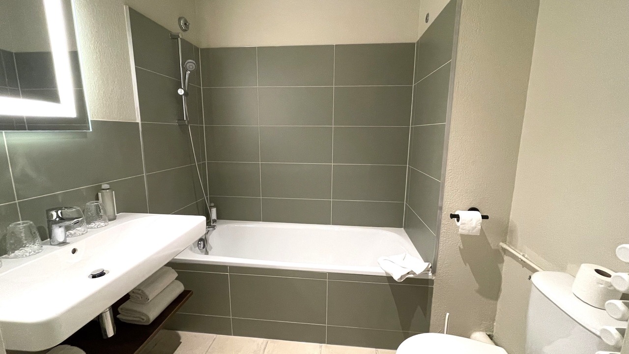 Photo of Bathroom in Juvignac