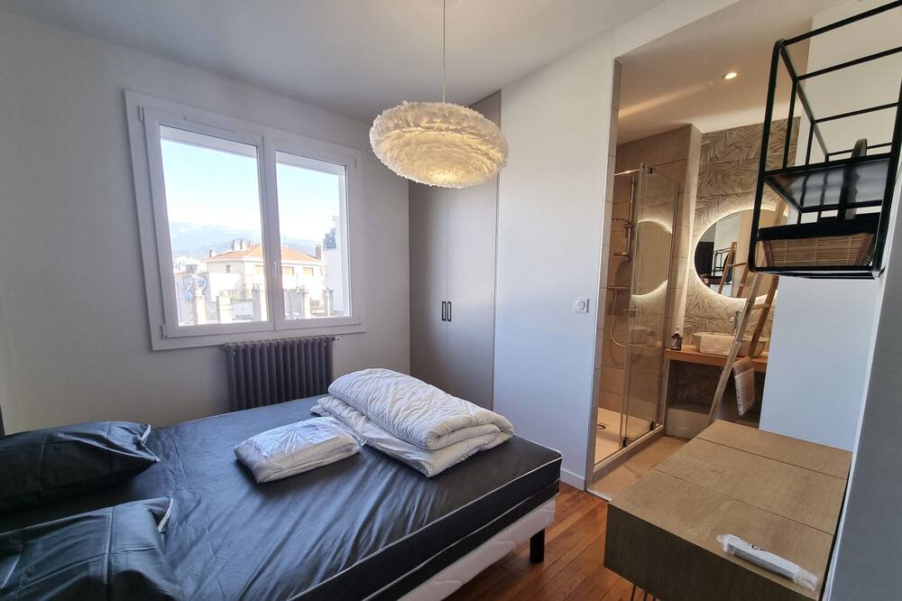 Photo of Bedroom in Quartier Chorier-Berriat