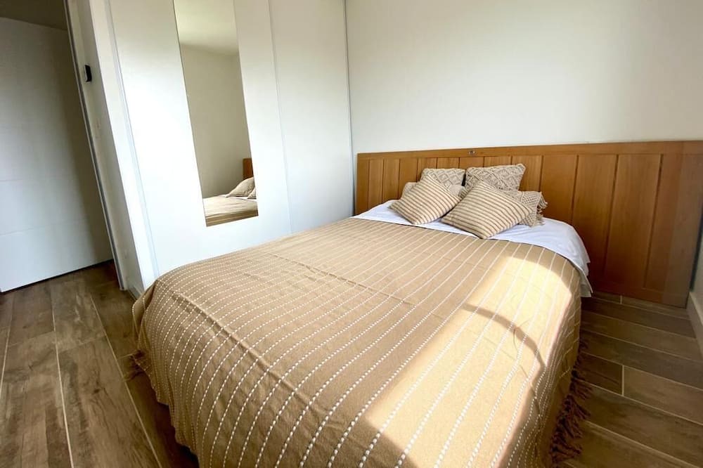 Photo of Bedroom in Mios