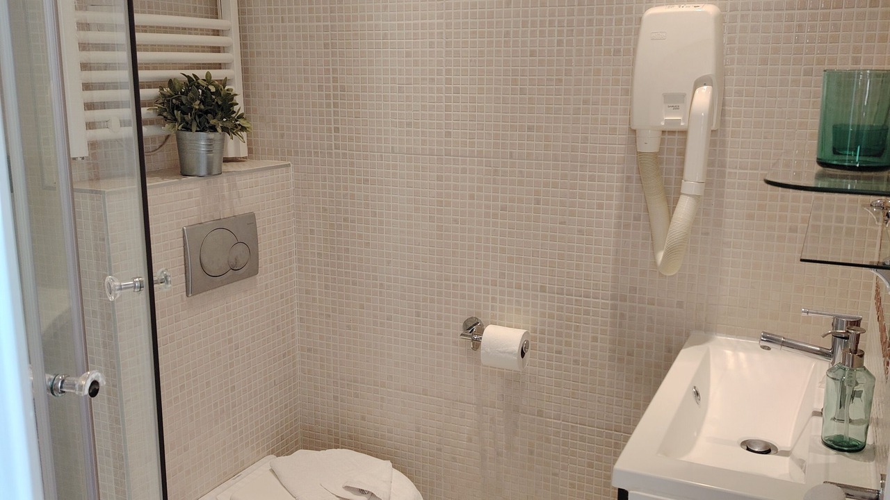 Photo of Bathroom in Montmartre