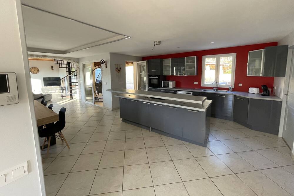 Photo of Kitchen in Banne