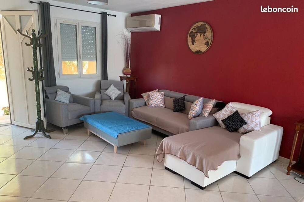 Photo of Livingroom in Gallargues-le-Montueux