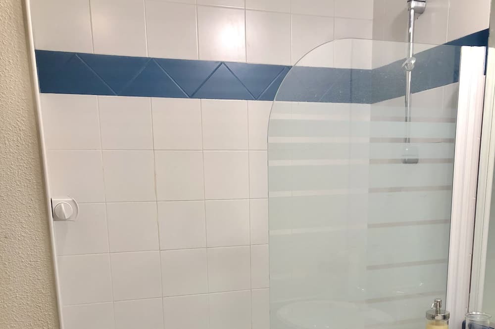 Photo of Bathroom in Fontaine