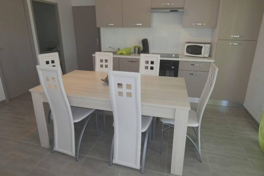 Photo of Livingroom in Saint-Paul-le-Jeune