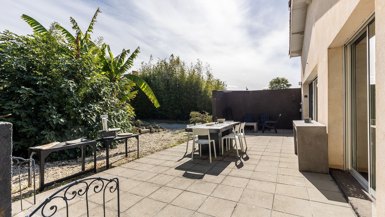 Photo of Patio Balcony in Gaillan-en-Medoc