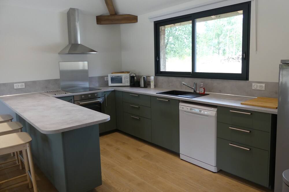 Photo of Kitchen in Saint-Vincent-de-Tyrosse