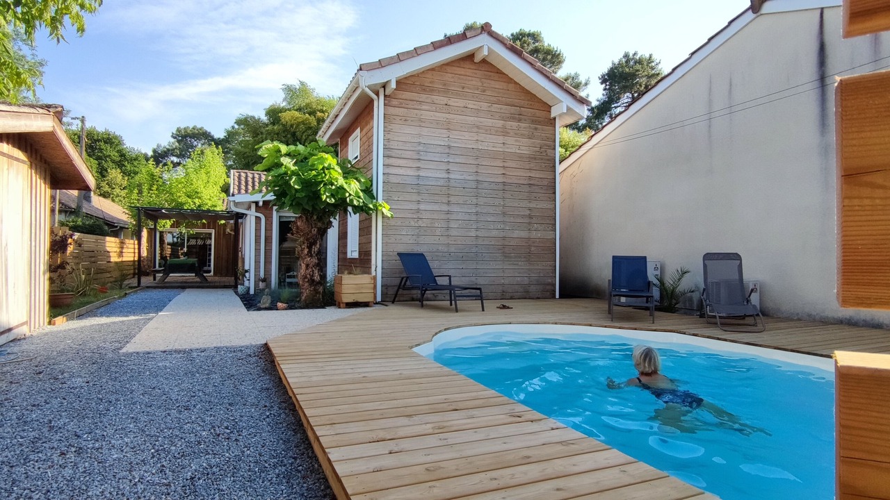Photo of Outdoor in Salles