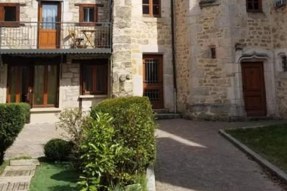 Photo of Outdoor in Le Malzieu-Ville
