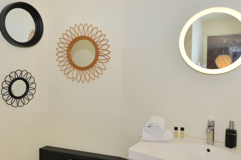 Photo of Bathroom in Terreaux - Bat d'argent